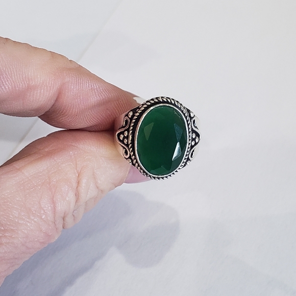 Handmade Green Onyx Gemstone Silver Vintage Antique Ring - Picture 11 of 13